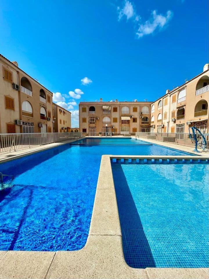 Sunshine Apartment Torrevieja Eksteriør bilde